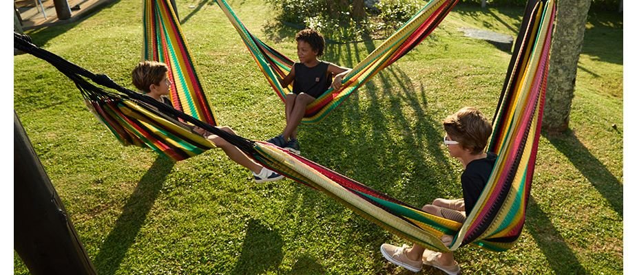 Estilo e Proteção: Como Escolher Roupas Infantis Para Dias de Sol